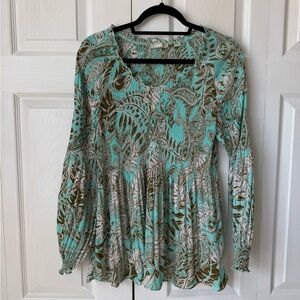 Sunny Leigh Blue and Green Pleated Long Sleeve Blouse